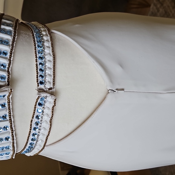 Size 6 white Sherri Hill gown with blue and bronze color tone beadwork - Picture 11 of 15